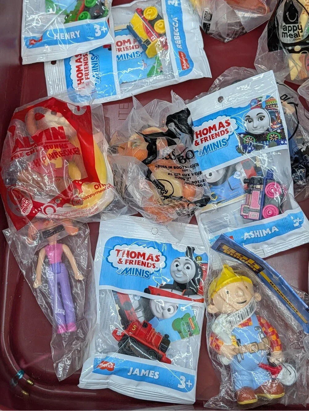 Lot of 12 Sealed Happy Meal & Thomas Minis Toys Bob the Builder Madagascar